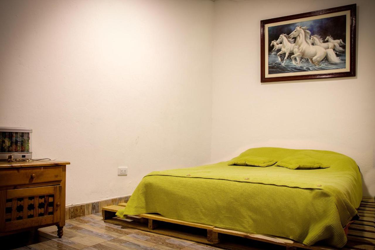 Bababuy Hostel ボゴタ エクステリア 写真