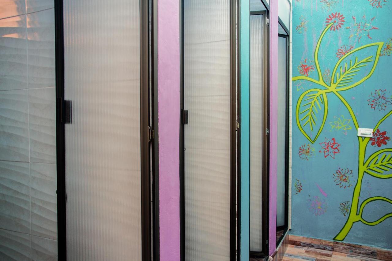 Bababuy Hostel ボゴタ エクステリア 写真